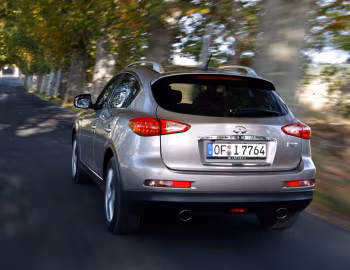 Infiniti EX37 (J50) '2008–13