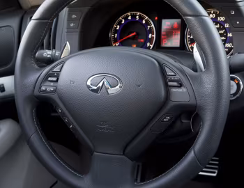 Intérieur 2009–10 Infiniti G37S [North America] (V36) '2008–10