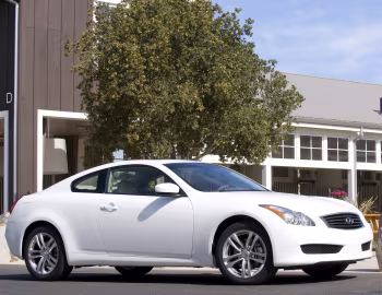 2009–10 Infiniti G37x Coupe [North America] (CV36) '2008–10