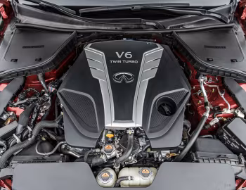 Sous la capuche 2016–17 Infiniti Q50 Red Sport 400 [North America] (V37) '2016–17