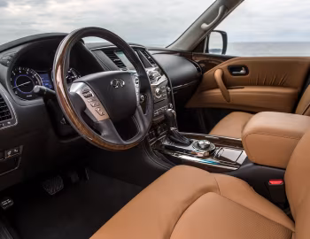 Интерьер 2017 Infiniti QX80 5.6 "Signature Edition" [North America] (Z62) '2017