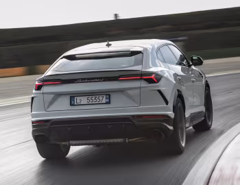Lamborghini Urus Shiny Black Package '2018–22