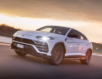 Lamborghini Urus Shiny Black Package '2018–22