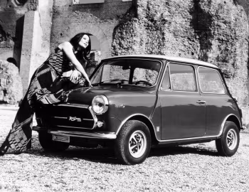 Innocenti Mini Cooper 1300 Export (ADO20) '03.1973–01.1975