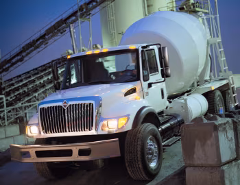 International 7600 Mixer '2005–н.в.