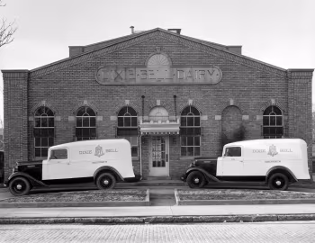 1934–36 International Harvester C-1 DeLuxe Panel Truck