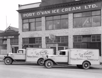 1934–36 International Harvester C-30 Refrigerator Truck
