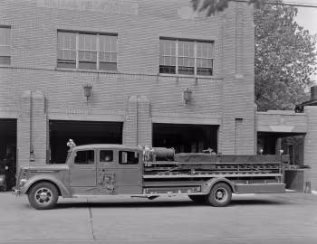 International Harvester D-Series Firetruck '1941