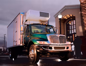 International DuraStar 4300 '2002–18