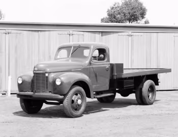 1946 International Harvester KS-5 Flatbed [Australia]