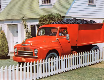 1952 International Harvester L-194 Dump Truck