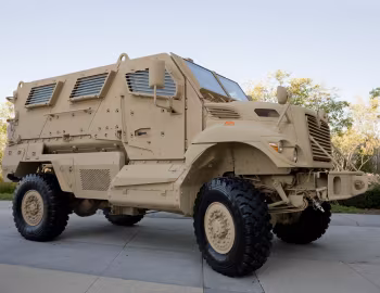 International MaxxPro 4×4 '2007–н.в.