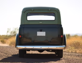 1953 International Harvester R-110 Travelall
