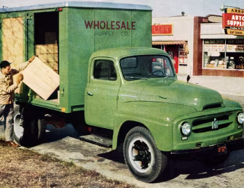 1953 International Harvester R-181 Delivery Truck