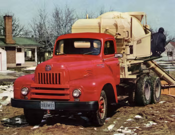 1952 International Harvester LF-190 Jaeger concrete mixer
