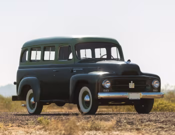 1953 International Harvester R-110 Travelall