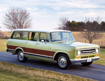 1969–70 International Harvester 1000D Custom Travelall