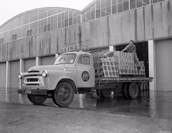 International Harvester AS-160 Flatbed Truck [Australia] '1959