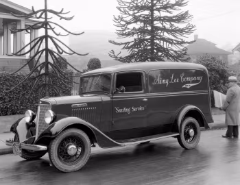 1934–36 International Harvester C-1 DeLuxe Panel Truck
