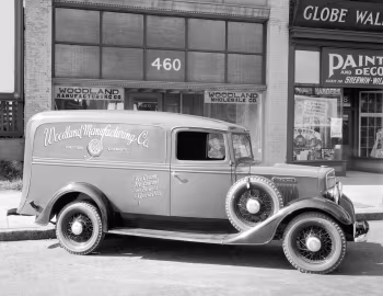 1934–36 International Harvester C-1 DeLuxe Panel Truck