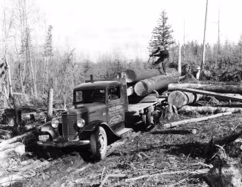 1934–36 International Harvester C-30 Flatbed