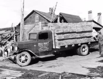 1934–36 International Harvester C-30 Flatbed