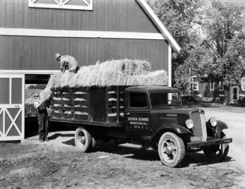 1935 International Harvester C-35 Stake