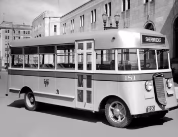 International Harvester C-Series Bus '1935–????