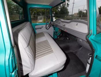 Interior 1963 International Harvester C900 Pickup