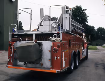1974 International Harvester Cargostar CO-1950B Pierreville 100 ft Ladder Truck [Canada]
