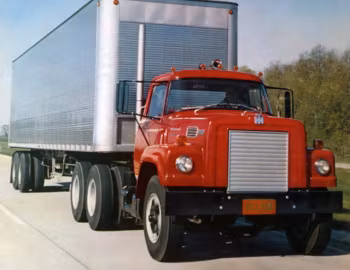 International Harvester FleetStar F2000D Tractor Truck '1971–74