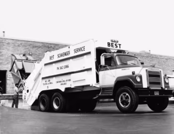 International Harvester FleetStar F2010A Leach Refuse Truck '1967
