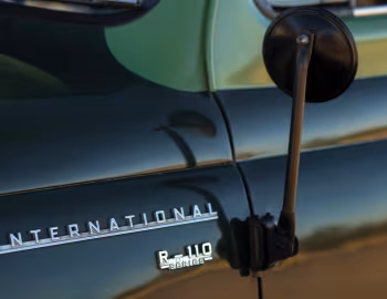 1953 International Harvester R-110 Travelall
