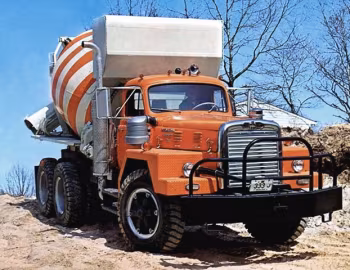 International Harvester F-230D '1967