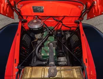 Sob o capô 1947–49 International Harvester KB-2