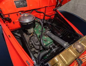 Sob o capô 1947–49 International Harvester KB-2