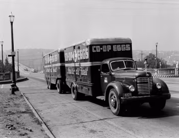 1941–42 International Harvester KR-11 4×2 '1940–43