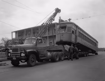 1952 International Harvester LF-190 Tractor Truck