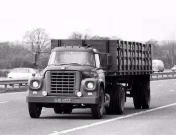 1976–79 International Harvester Loadstar 1600 Tractor