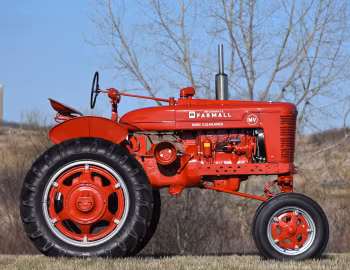 McCormick-Farmall MV '1942–52