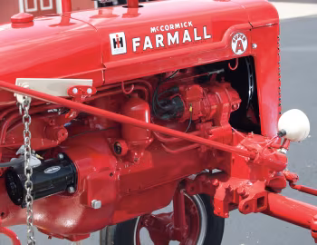 Sous la capuche 1949 McCormick-Farmall Super A