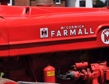 Sob o capô McCormick-Farmall Super M '1952–54