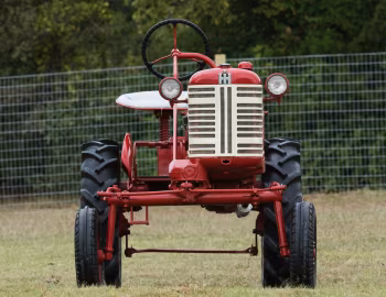 McCormick Farmall Cub '1947–64