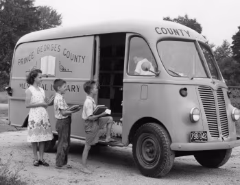 1951 International Harvester Metro Bookmobile (LM-150)