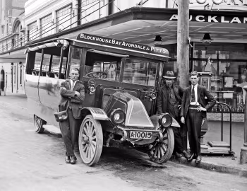 International Harvester Model F Bus '1917