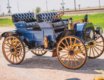 1913 International Harvester Model J Motor Wagon