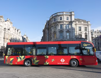 Irizar i2e [UK-spec] (B26D) '07.2015
