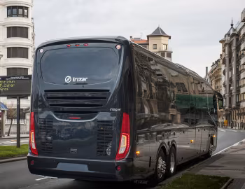 Irizar i6 6×2 [North America] '12.2015–11.2016