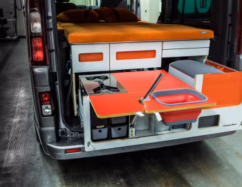 Ambos Irmscher Vivaro Liner 68 '2018