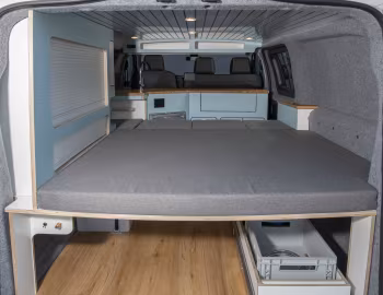Interior Irmscher Cross iS2 '2022–pr.